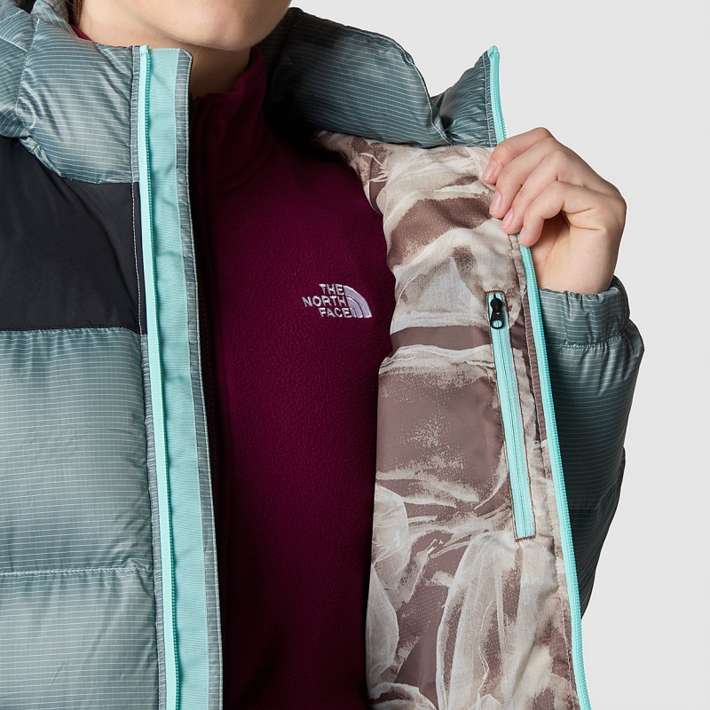 The North Face Diablo Down Hooded Jacket Powder Teal - Tnf Black | VWBUZI-329