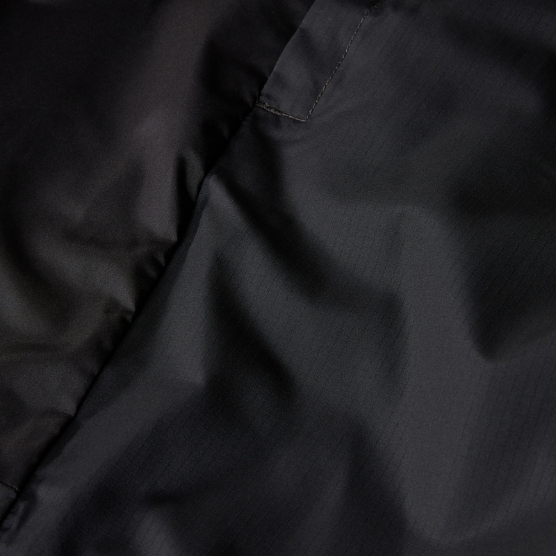 The North Face Mountain Athletics Woven Shorts Asphalt Grey - Tnf Black | TFROJP-891