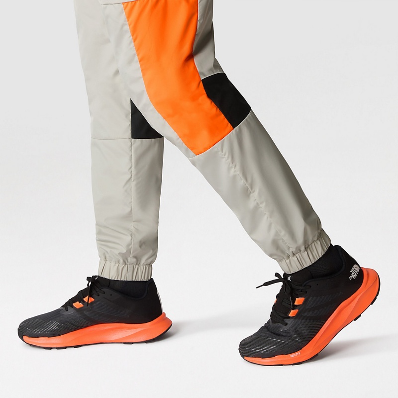 The North Face VECTIV™ Eminus Trail Running Shoes Asphalt Grey/Power Orange | JAWUQG-179